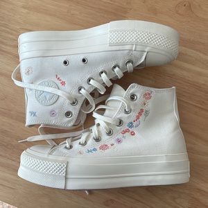 Converse embroidered high top lifts